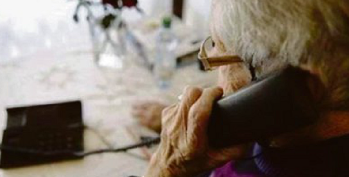 Fiutano la truffa e la sventano 