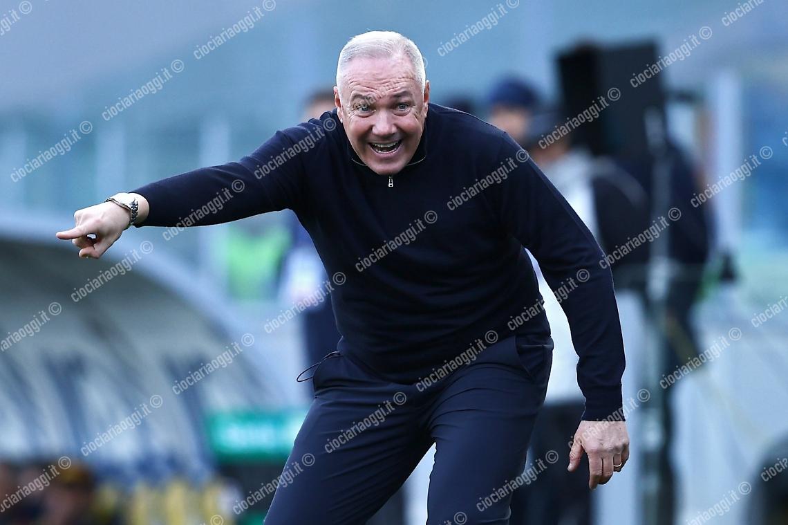 Il Frosinone risponde al Catanzaro: 2-2 in rimonta