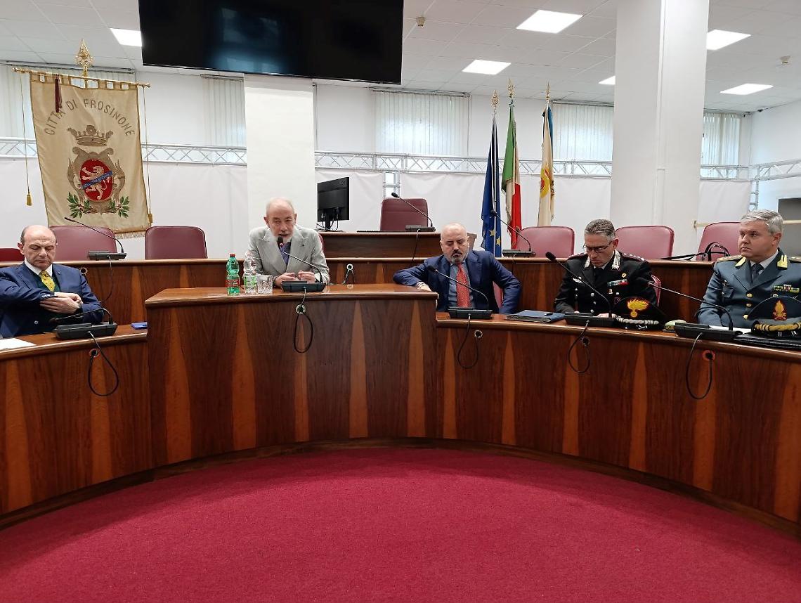 Ordine e sicurezza pubblica: a Frosinone il Comitato con i 23 sindaci del Distretto B  