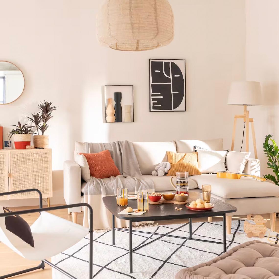 Lavorare in smart working con la luce giusta: le lampade da terra Maisons du Monde una scelta ottimale