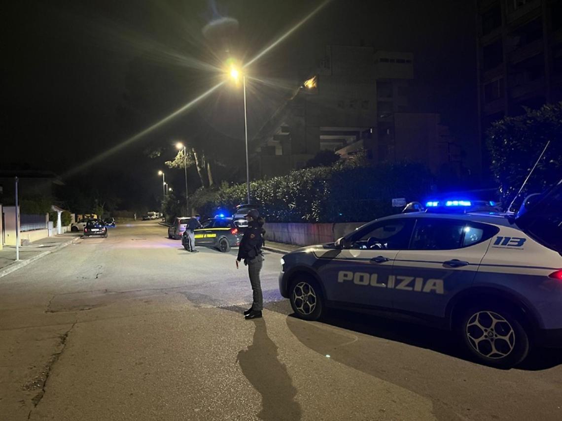 Sostanza stupefacente ai fini di spaccio, due denunce