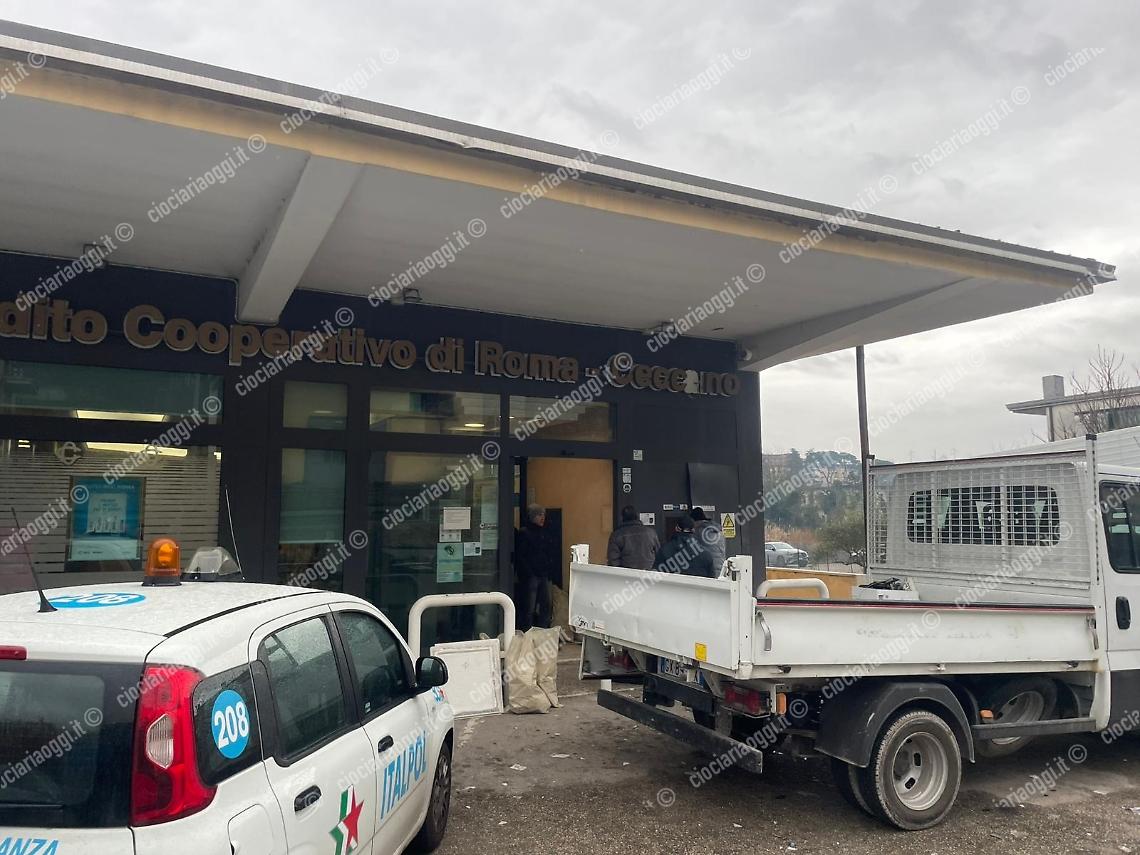 Bancomat fatto esplodere nella notte: colpo alla Bcc di Ceccano