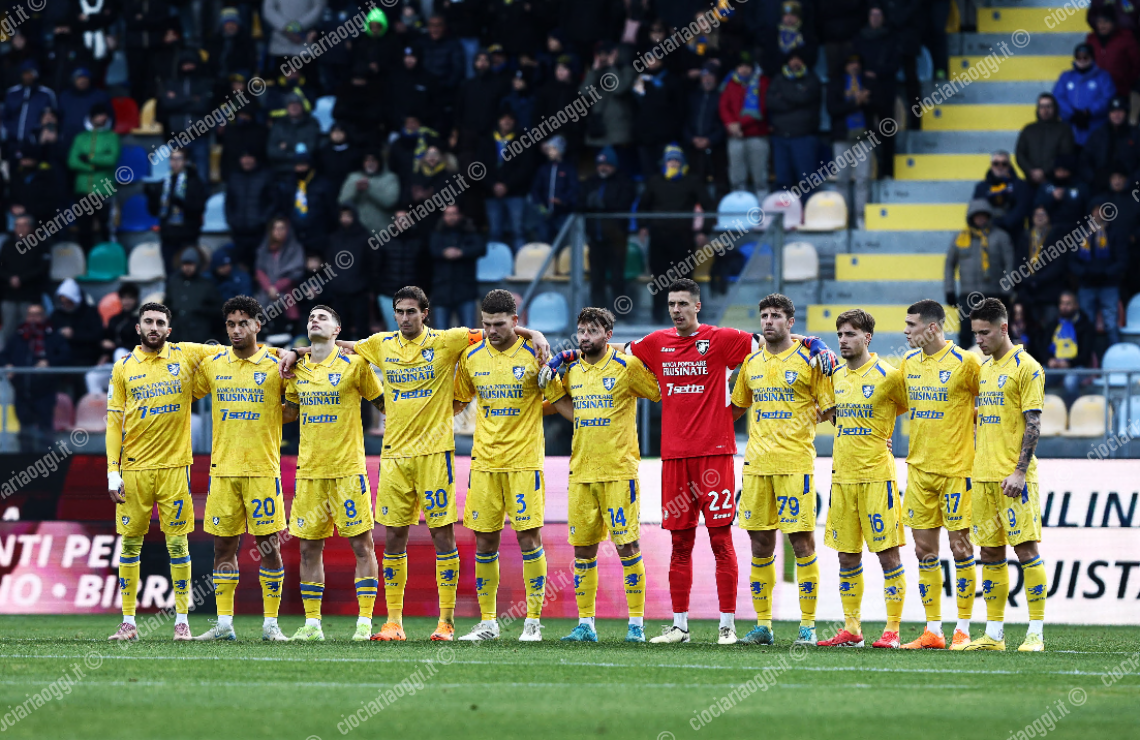 Vincere per tornare in vetta: c'&egrave; bisogno di un Frosinone impeccabile 