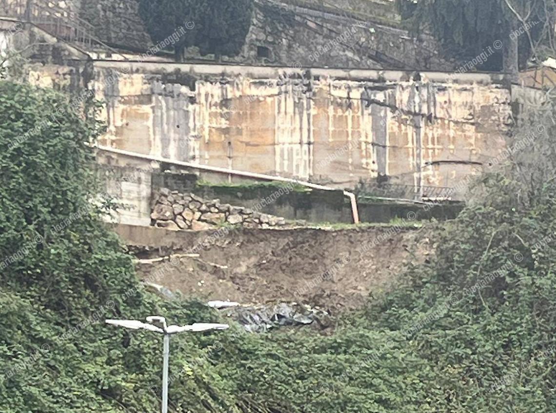 Frana in via Ciamarra, privato diffidato dal Comune