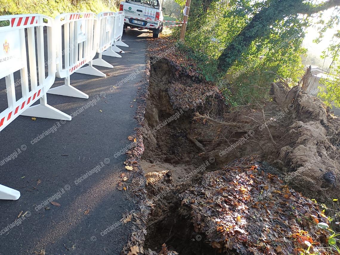 Frana in via Monte Marino: possibile blocco della circolazione