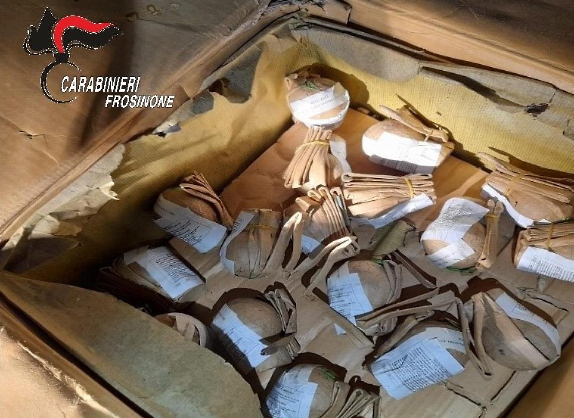 Esplode un petardo in casa: uomo di 52 anni trasportato a Roma 