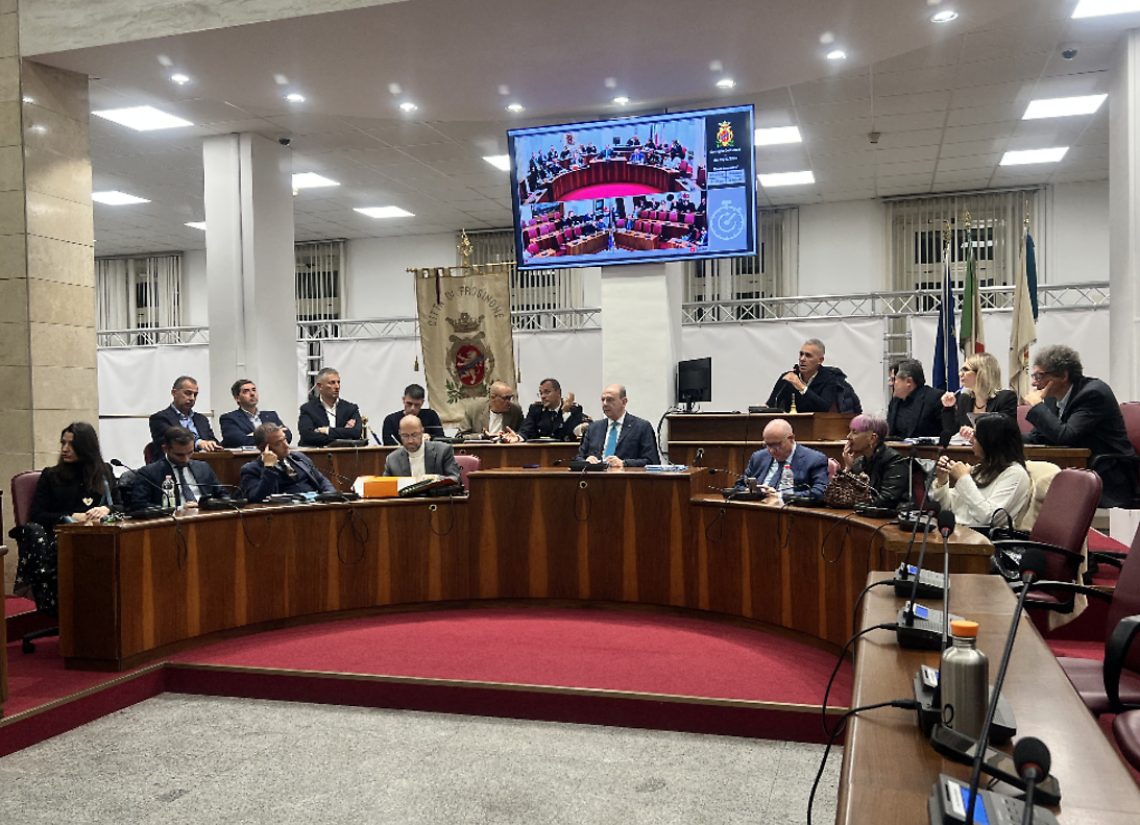 Quindici gruppi a Palazzo