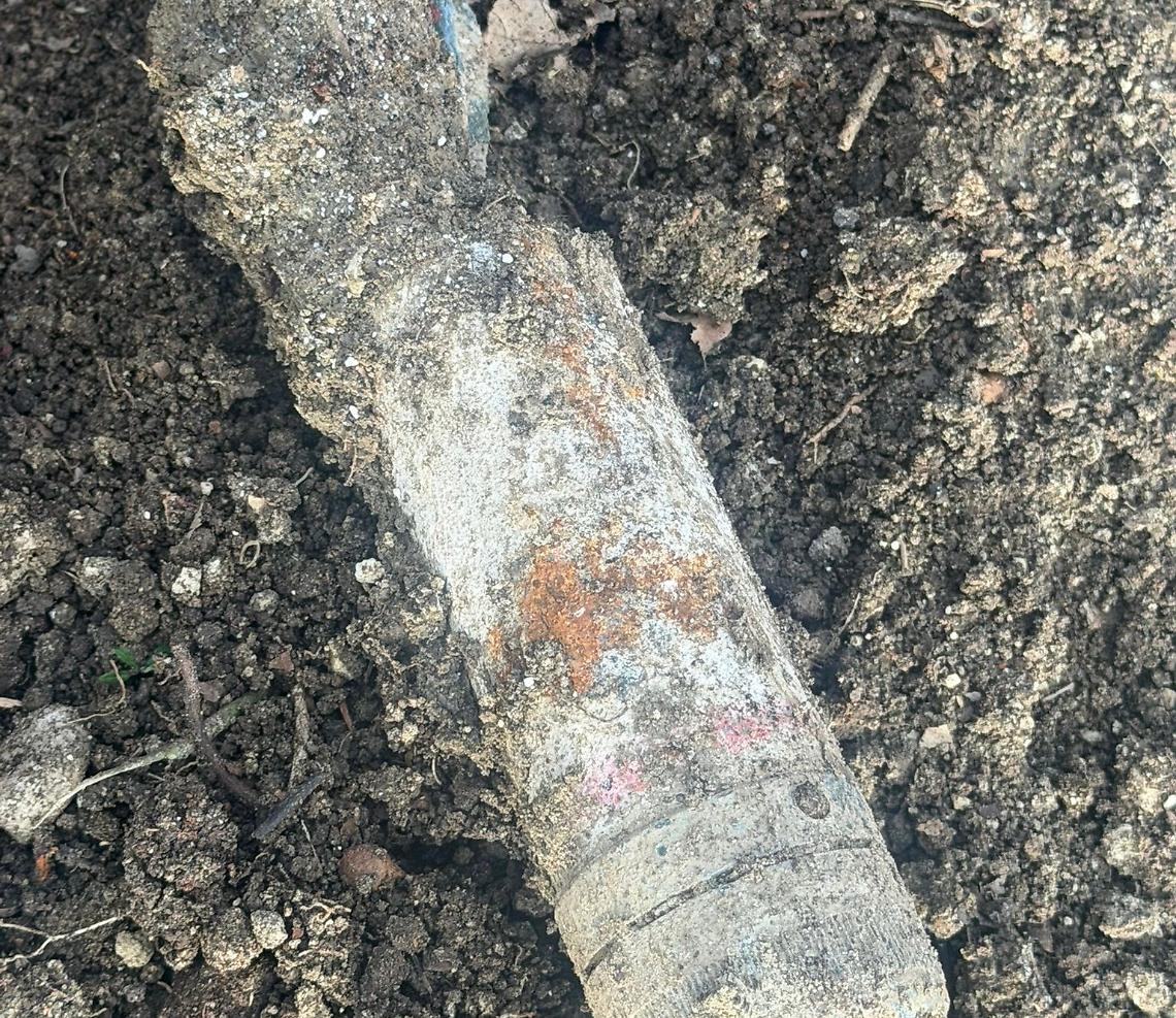 Ordigno bellico inesploso ritrovato in un campo
