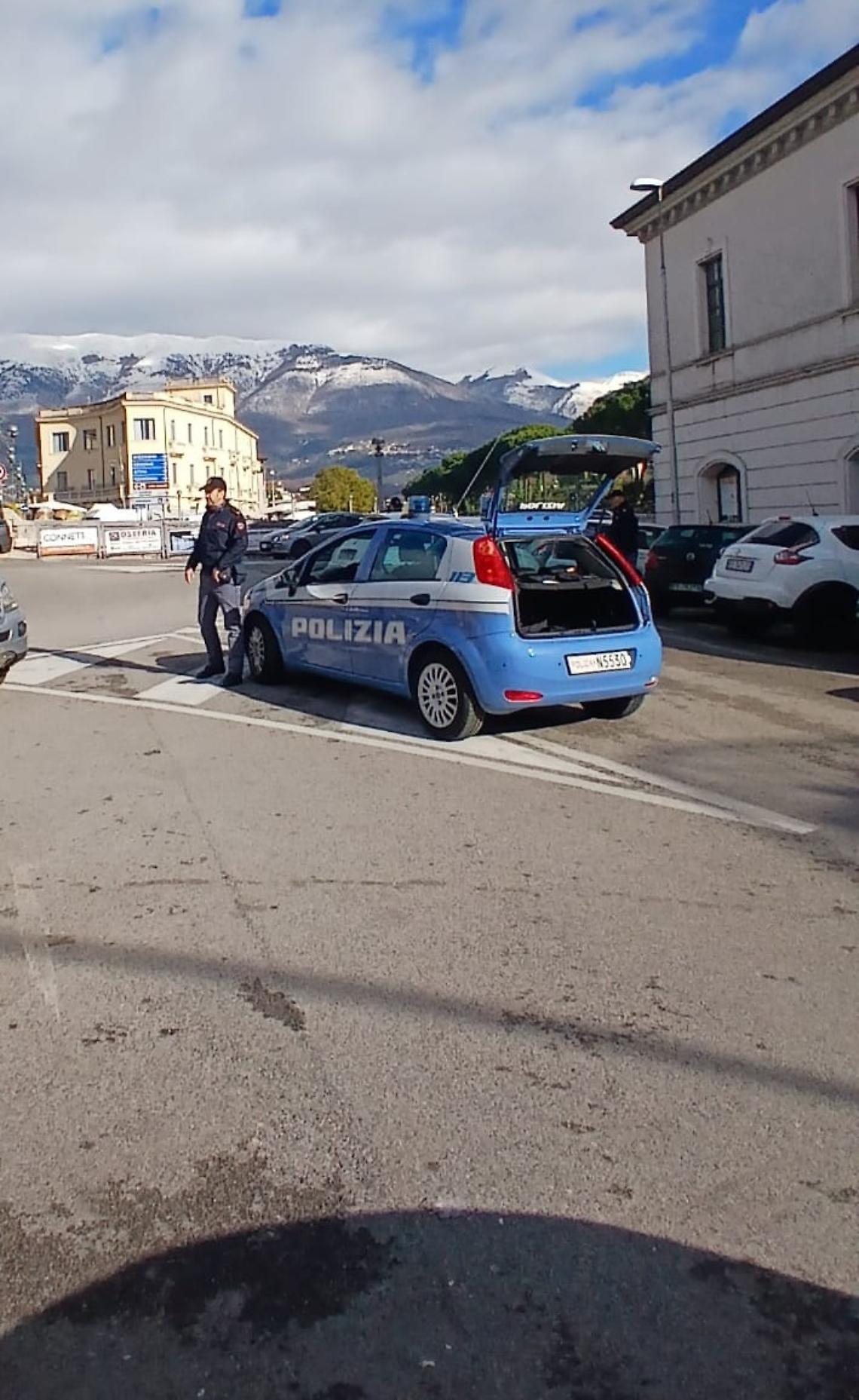 Controllo di polizia: sanzionata un'attivit&agrave;, un uomo segnalato per possesso di hashish 