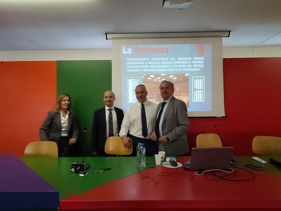 Camera Penale, incontro sulla legalit&agrave; con gli studenti dell'istituto "Bracaglia"