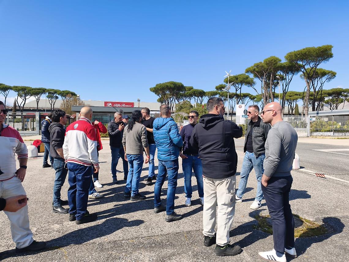 Lavoratori esclusi dall&rsquo;assemblea: operai proclamano sciopero