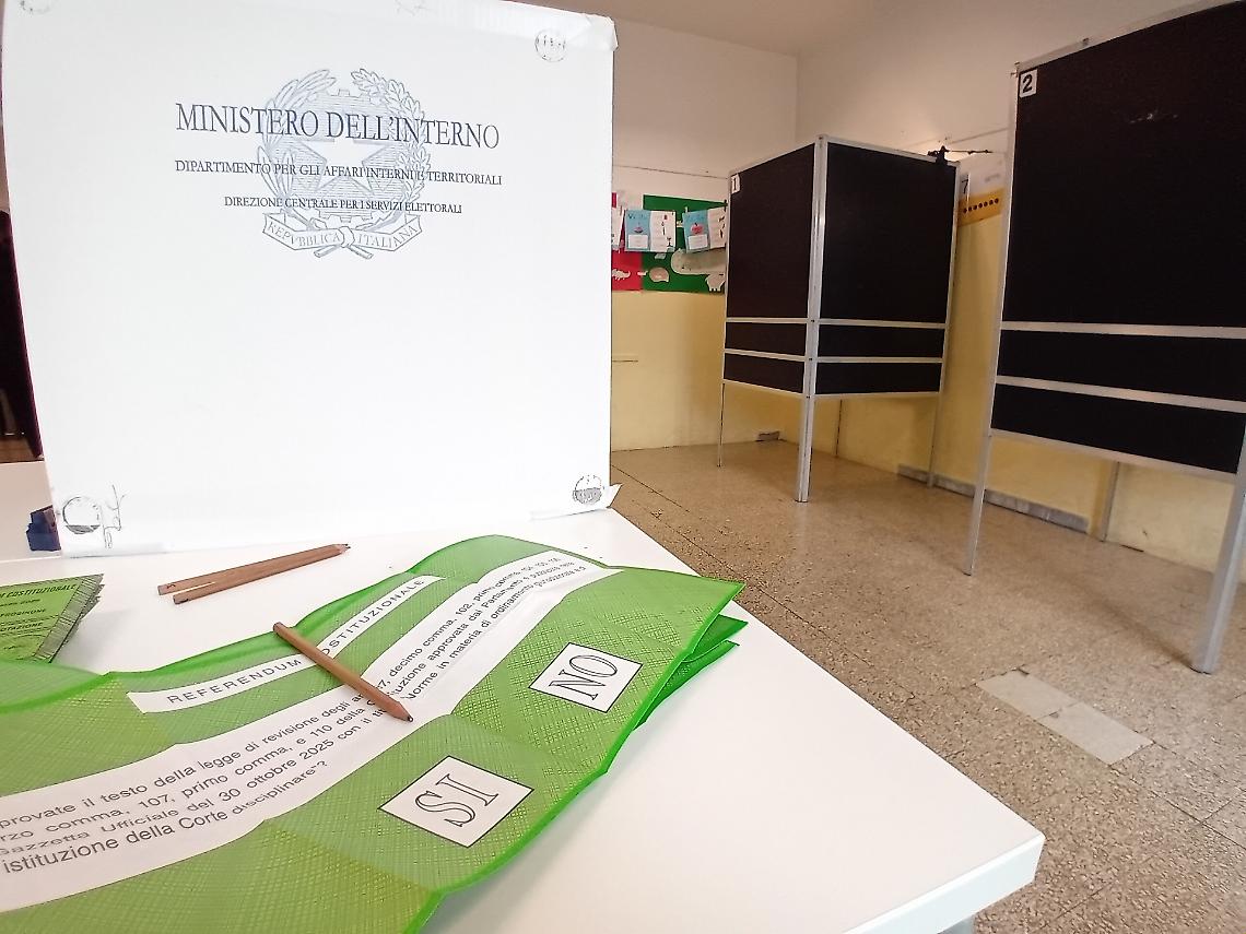 Referendum, exit poll: no in lieve vantaggio tra il 49 e il 53%