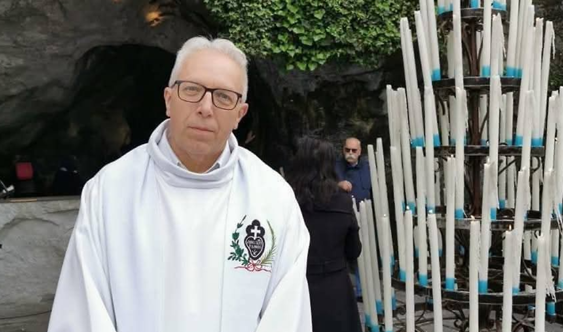 Comunit&agrave; in festa per i trent'anni di sacerdozio di Padre Salvatore Crino