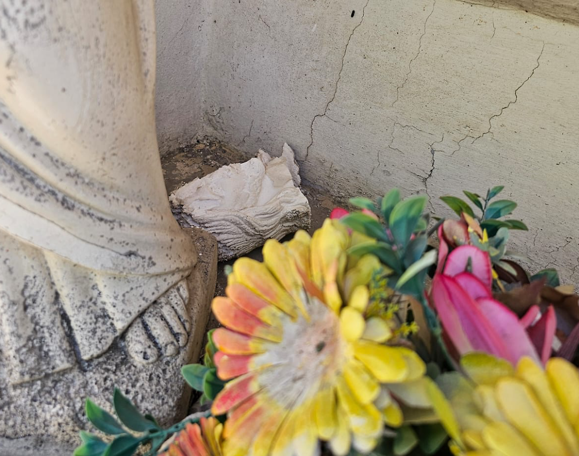 Danneggiamenti alle statue sacre: individuata una donna di 59 anni