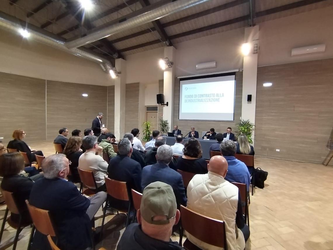 Successo per la presentazione del bando per il contrasto alla deindustrializzazione