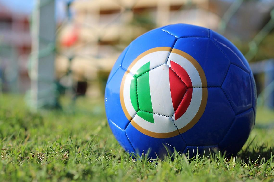 Quali sono gli sport pi&ugrave; amati dagli italiani? Il calcio resta al primo posto, ma il tennis cresce