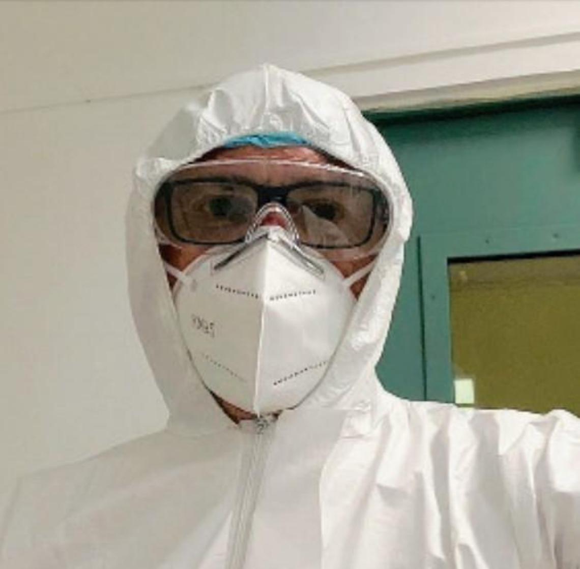 Il racconto della dura battaglia, l'infermiere Dino Carbone: "Non sono un eroe"