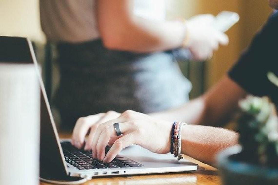 Cannabis light: crescono il consumo e gli ordini online