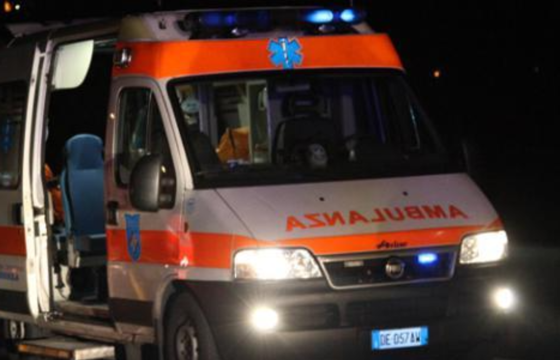 Tragedia a Terracina: auto investe tre giovani, muore un sedicenne