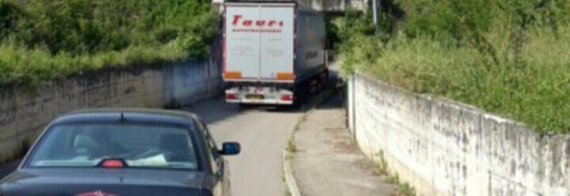 Via Solfegna pericolosa, il grido d'allarme: "Siamo abbandonati a noi stessi"