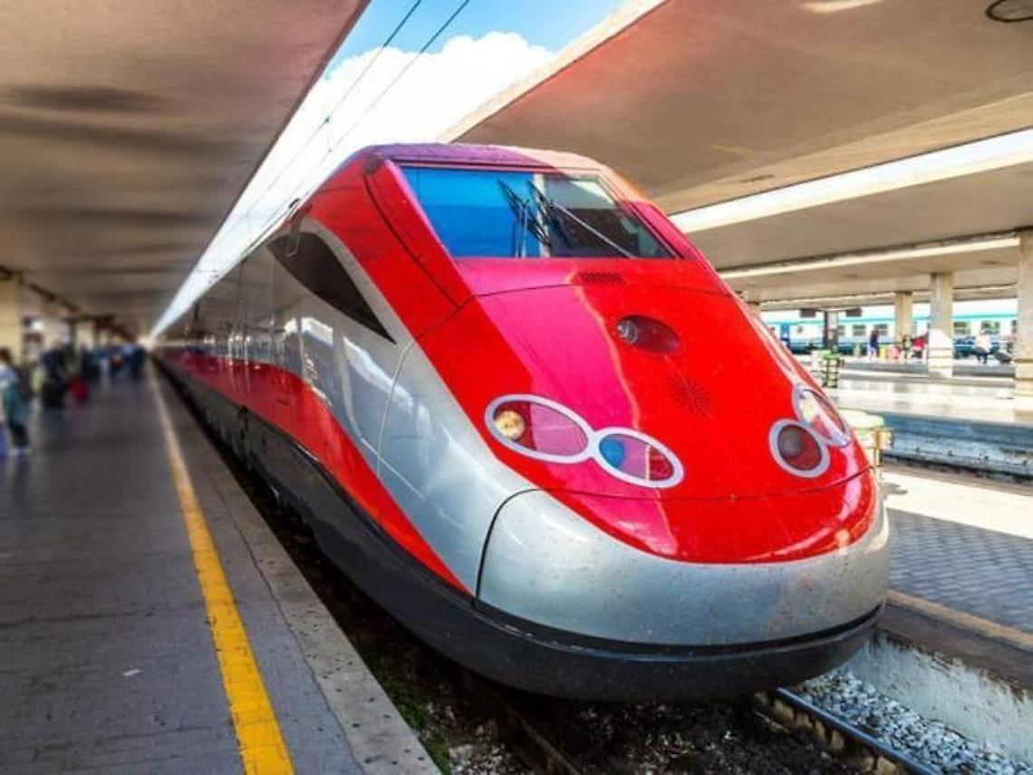 Forti rallentamenti sull'alta velocità Napoli-Roma