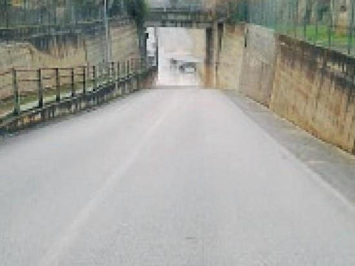 Coniugi annegati in auto nel sottopasso mentre andavano a prendere la nipotina: l'udienza