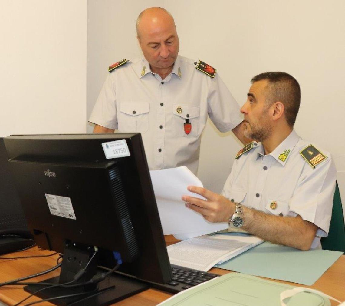 Percepivano il reddito di cittadinanza ma non ne avevano diritto: denunciati in 4