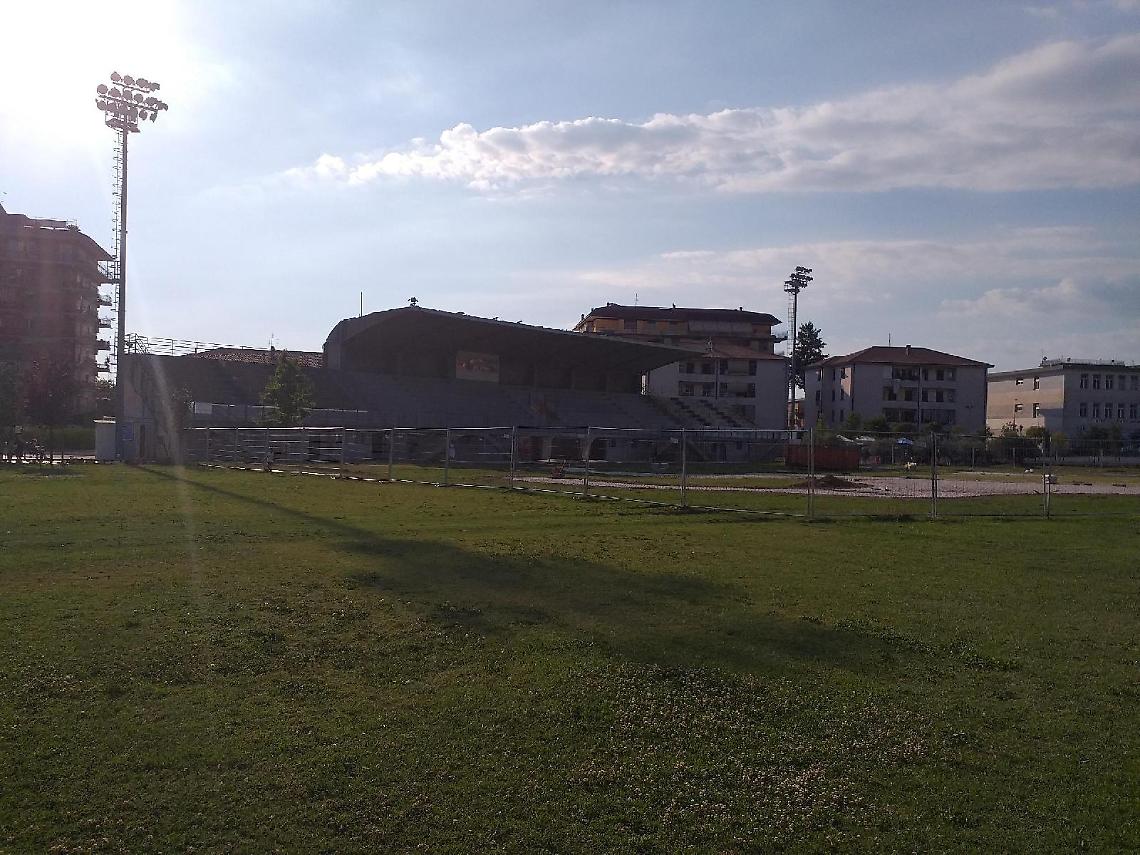 La tribuna dello stadio Comunale