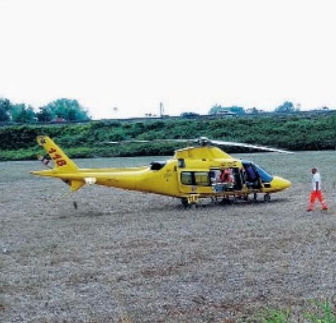 Incidente all'alba: feriti tre giovani di ritorno da una notte in spiaggia