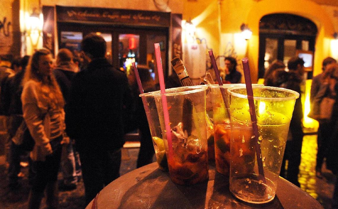 Sora, troppi schiamazzi e alcol: situazione fuori controllo
