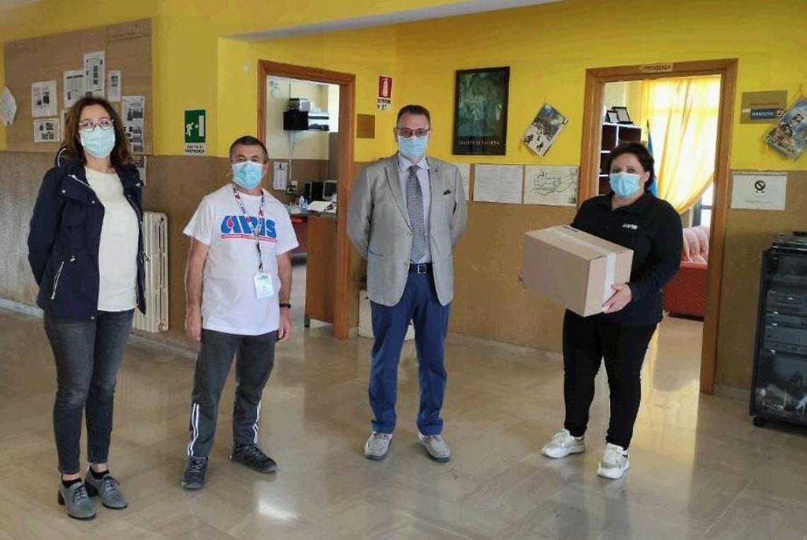 Boville, mascherine e igienizzanti per gli alunni grazie all'Avis