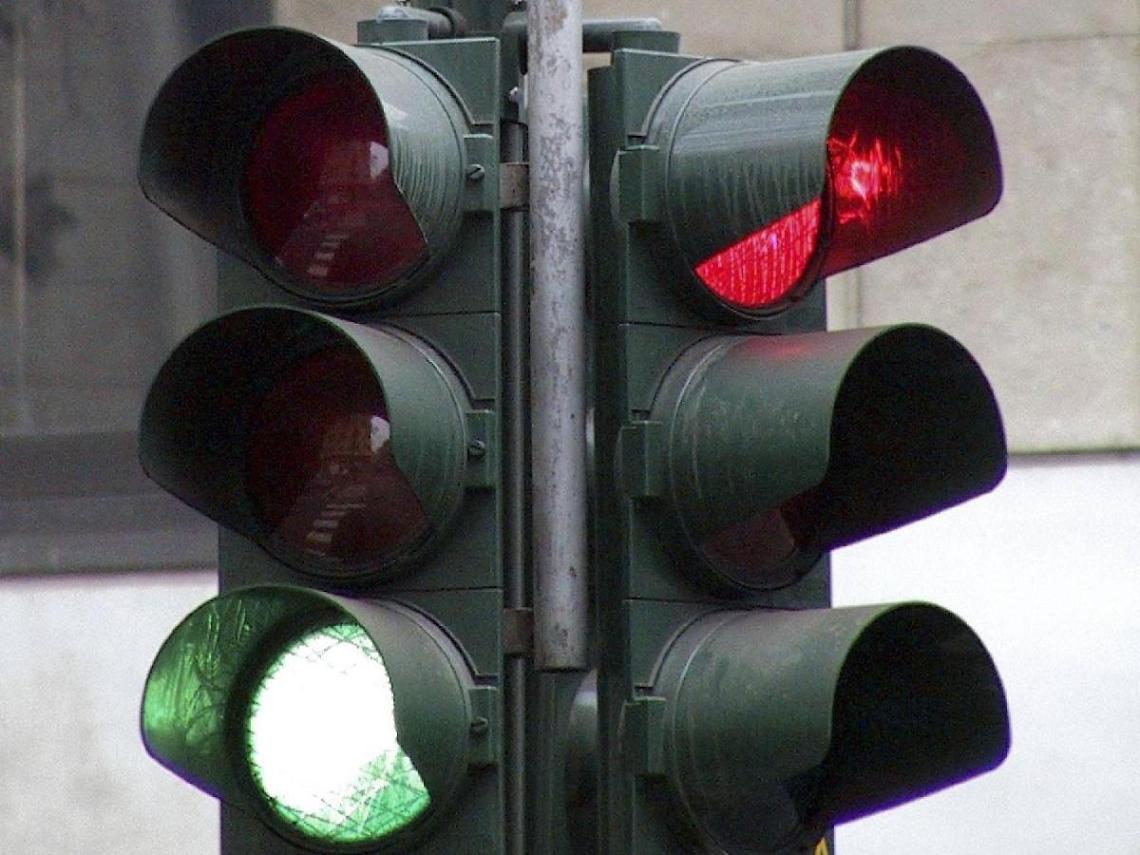 Semaforo spento: un nuovo incidente accende la rabbia degli automobilisti