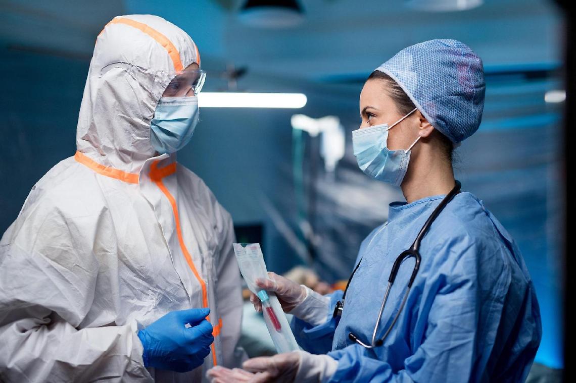 Coronavirus, nel Lazio e in Italia la crescita non si arresta: nuovi record