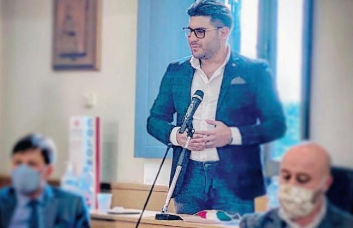 Massa, il consigliere “militante”: per lui la delega alle politiche giovanili