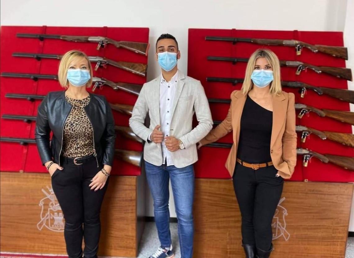 ll tiratore ciociaro Lorenzo Fontana alla ribalta: giovane testimonial d'eccezione