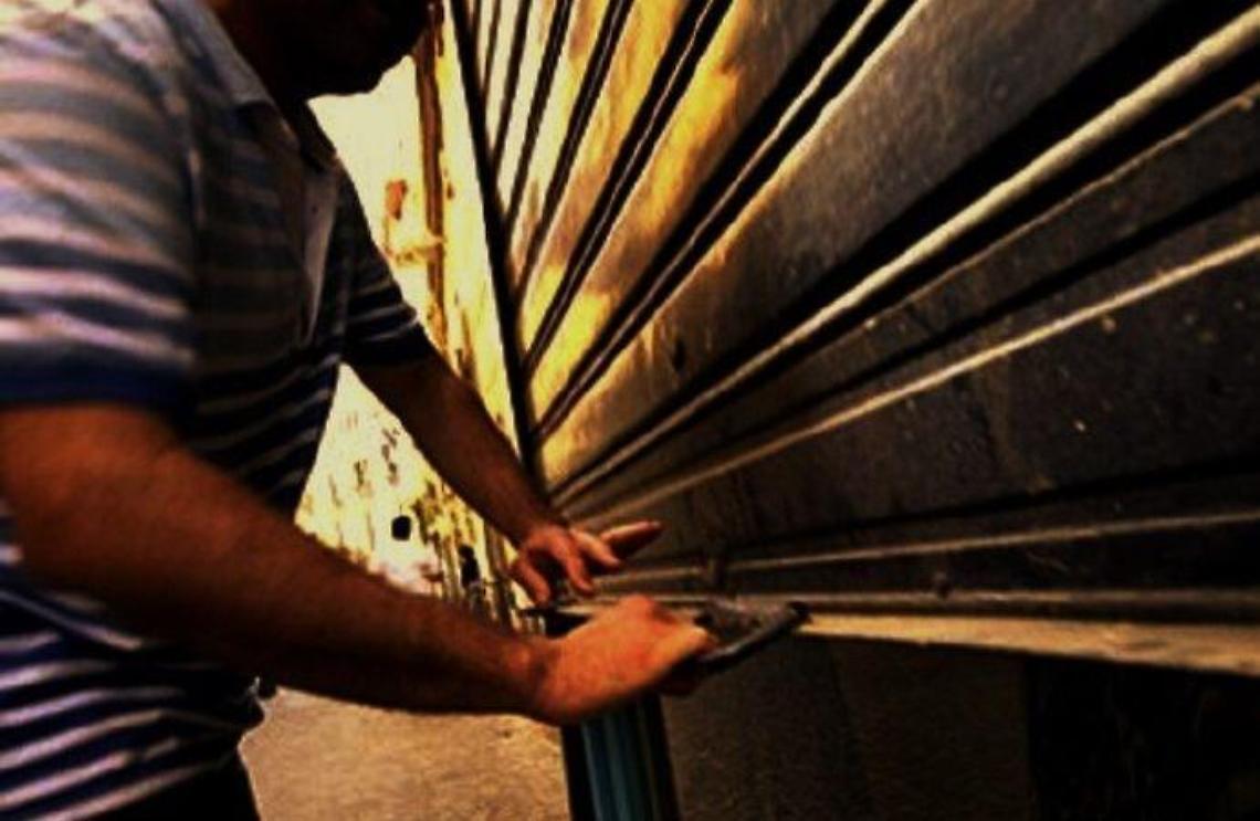 Covid e Dpcm, il grido di dolore e di rabbia degli esercenti: "Così ci distruggete"