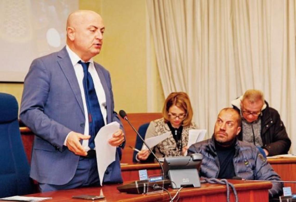 Segnali dal futuro...Grande gelo tra Nicola Ottaviani e Antonio Scaccia