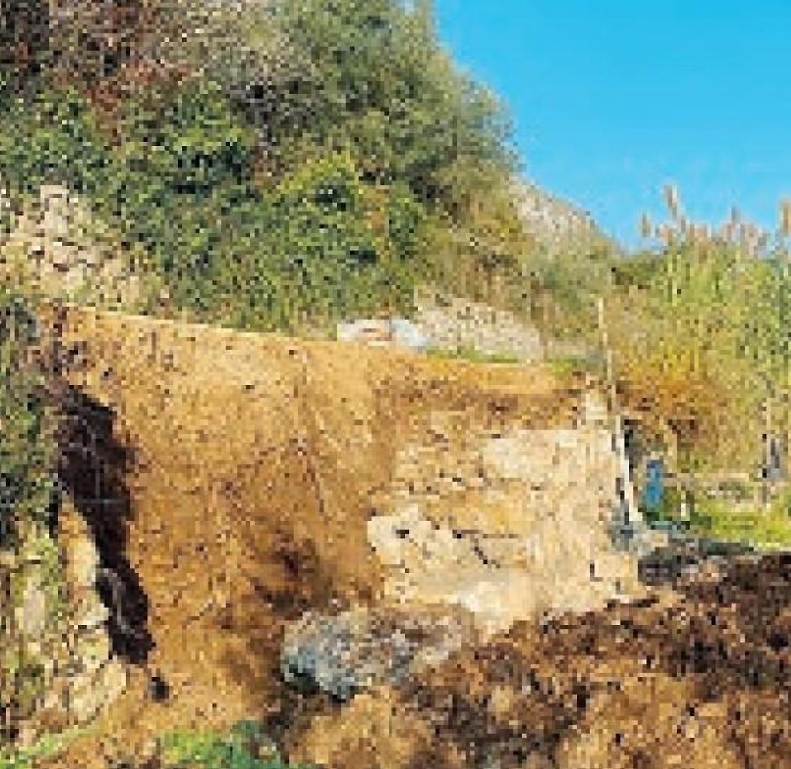 Muro crollato: al via i lavori per ripristinare la viabilità sul tratto interrotto