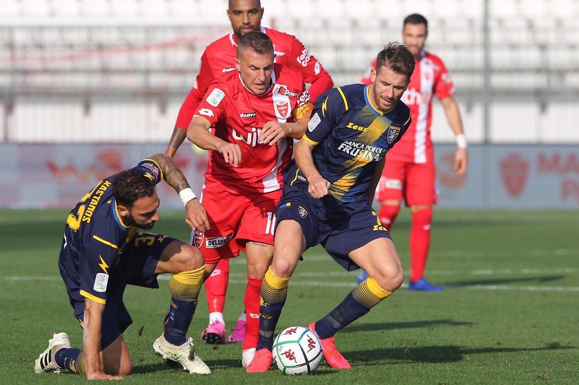Il Monza stende il Frosinone: due gol nella ripresa