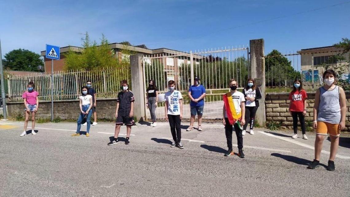 Il grande cuore degli studenti, in aiuto alla mensa diocesana