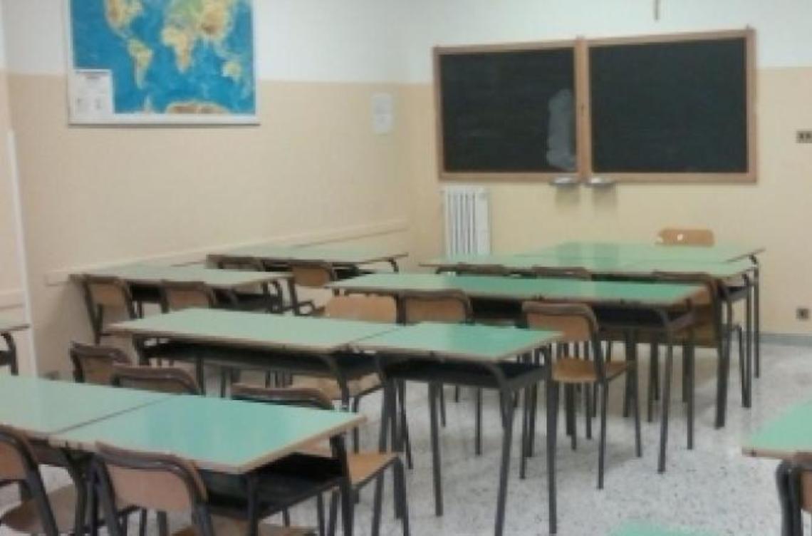 Scuole chiuse a Frosinone? La decisione di Mastrangeli