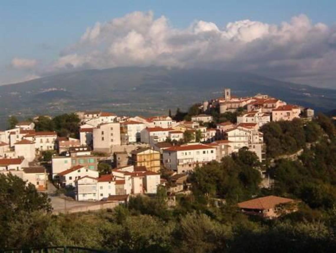 Sant'Andrea, laboratorio di ceramica: manufatti artistici di pregio