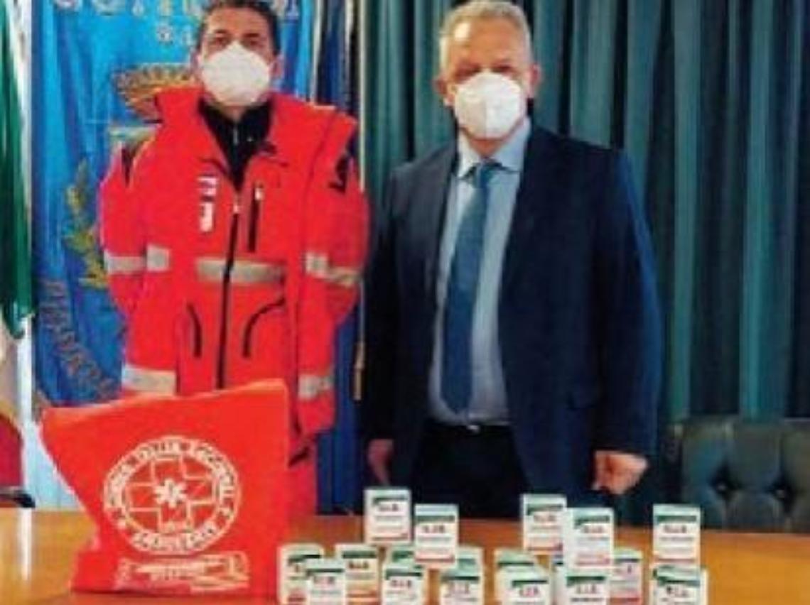 Trenta saturimetri regalati al Comune: il sindaco ringrazia il donatore