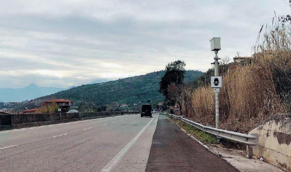 Si riaccendono gli autovelox: i tratti interessati e le scadenze