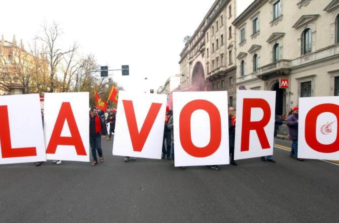 Vertenza Frusinate e disoccupazione: gli operai scendono in piazza