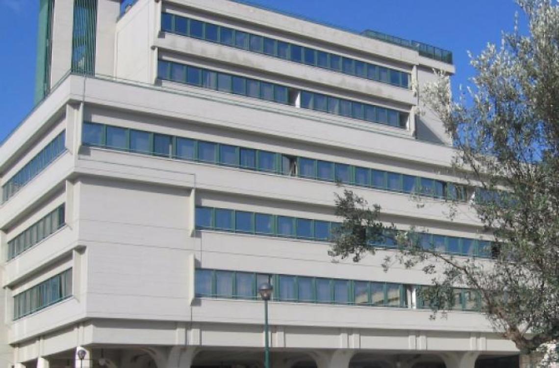 Milionario e rapinatore. Per comparsi la droga assalta donne al supermercato