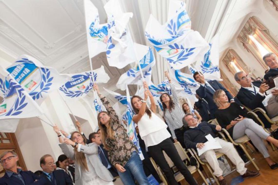 Forza Italia, nervosismo alle stelle e polemiche al vetriolo