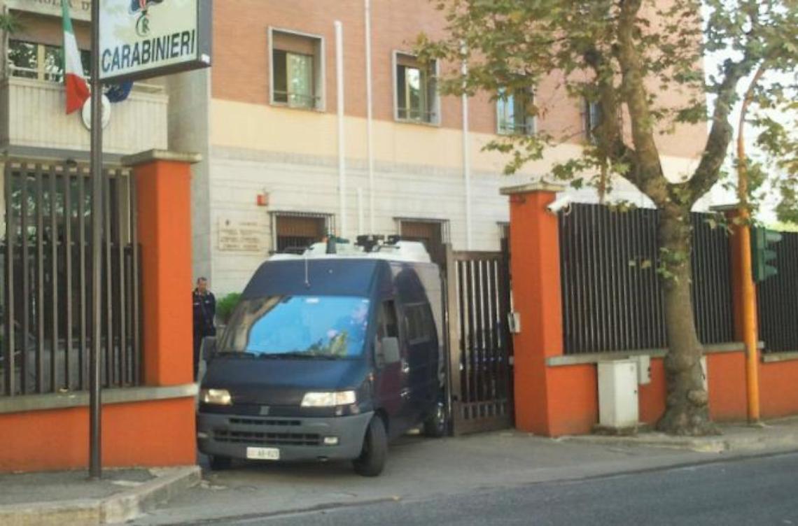 Qualcuno potrebbe<br>aver aiutato Dell'Omo