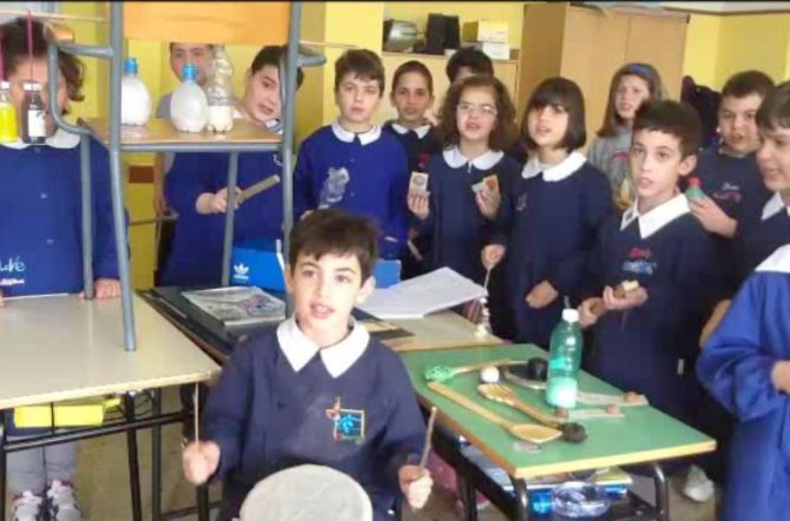 Imparare a differenziare da piccoli  <br>Alunni vincitori di un importante concorso