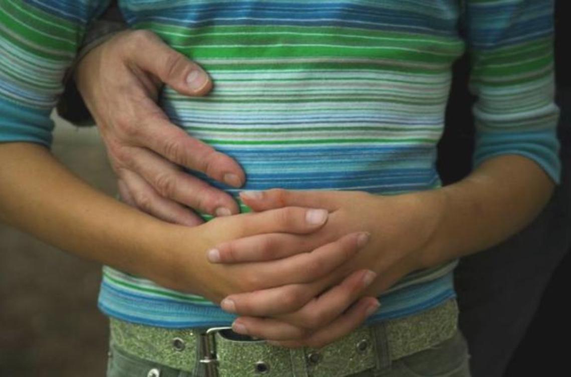 Accusa di pedofilia: parrocchiani sbigottiti tra dubbi e incredulità. Le reazioni